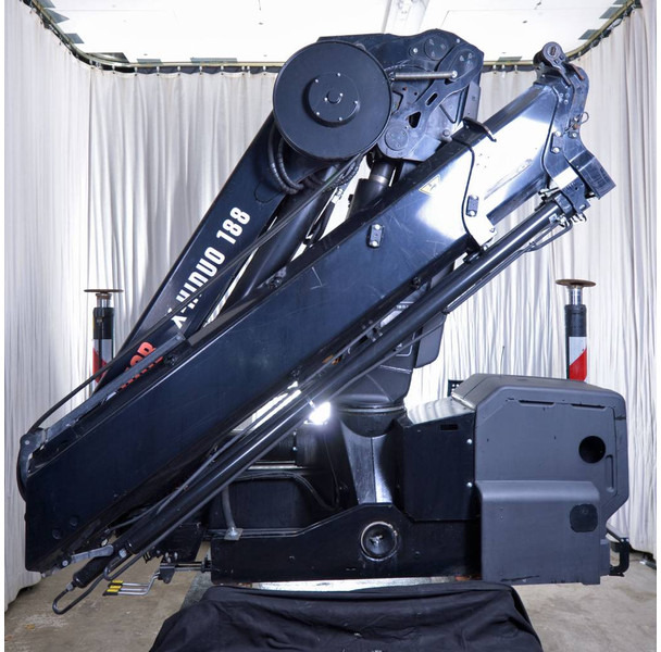 Hiab X-HIDUO 188 ES-2 - Grue auxiliaire: photos 1 Hiab X-HIDUO 188 ES-2 - Grue auxiliaire: photos 1