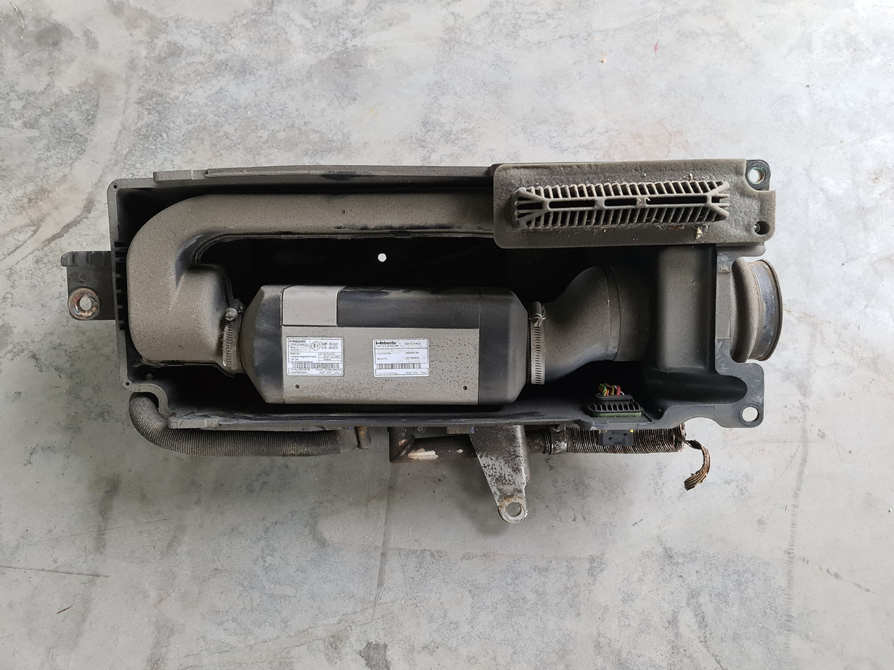 RENAULT RANGE T / WEBASTO AIR TOP EVO 2000 - Chauffage/ Ventilation: photos 2 RENAULT RANGE T / WEBASTO AIR TOP EVO 2000 - Chauffage/ Ventilation: photos 2