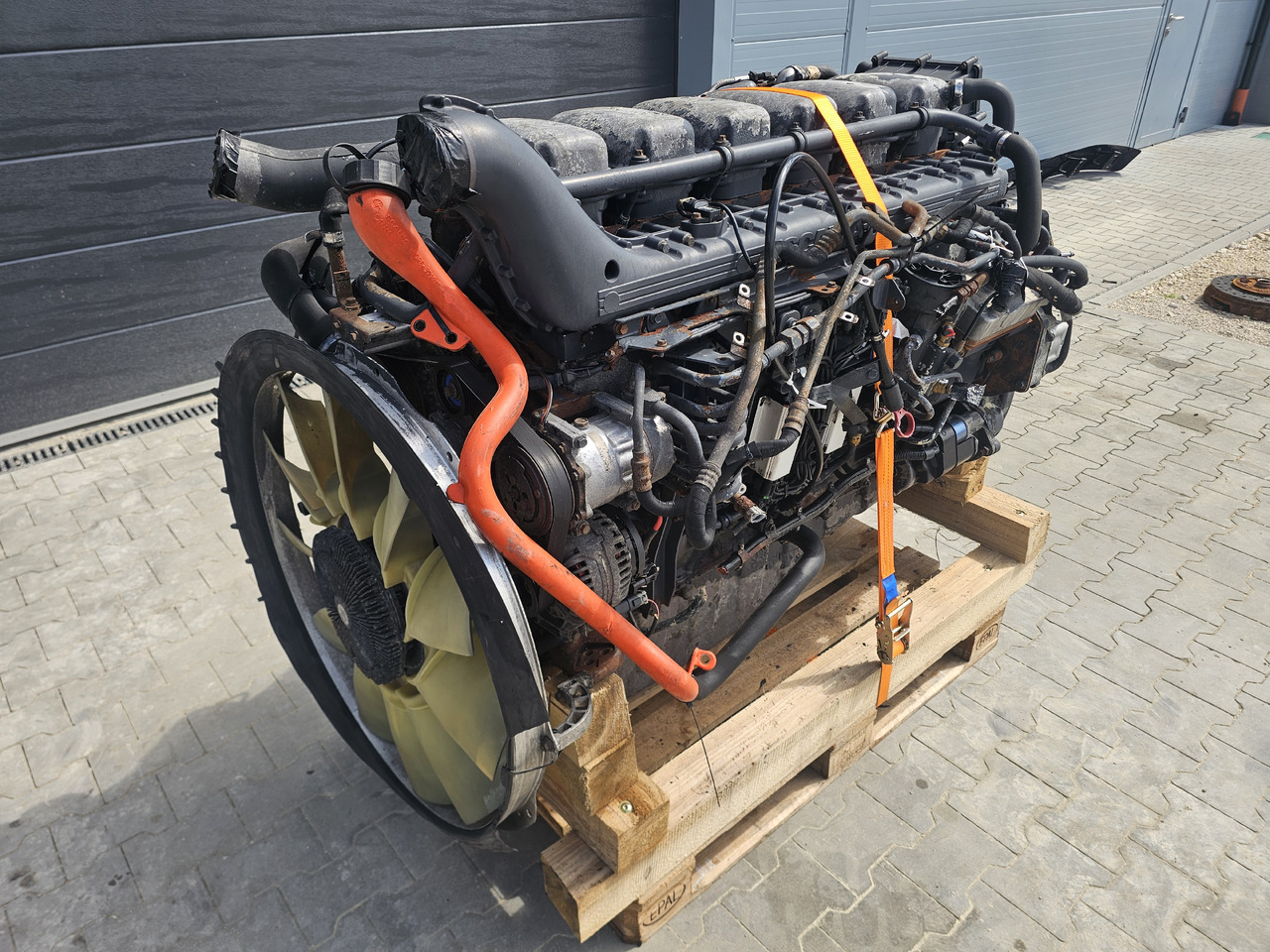 SCANIA ENGINE DT1217 / 480HP / HPI / EURO4 / COMPLETE ENGINE / WORLDWIDE DELIVERY - Moteur: photos 2 SCANIA ENGINE DT1217 / 480HP / HPI / EURO4 / COMPLETE ENGINE / WORLDWIDE DELIVERY - Moteur: photos 2