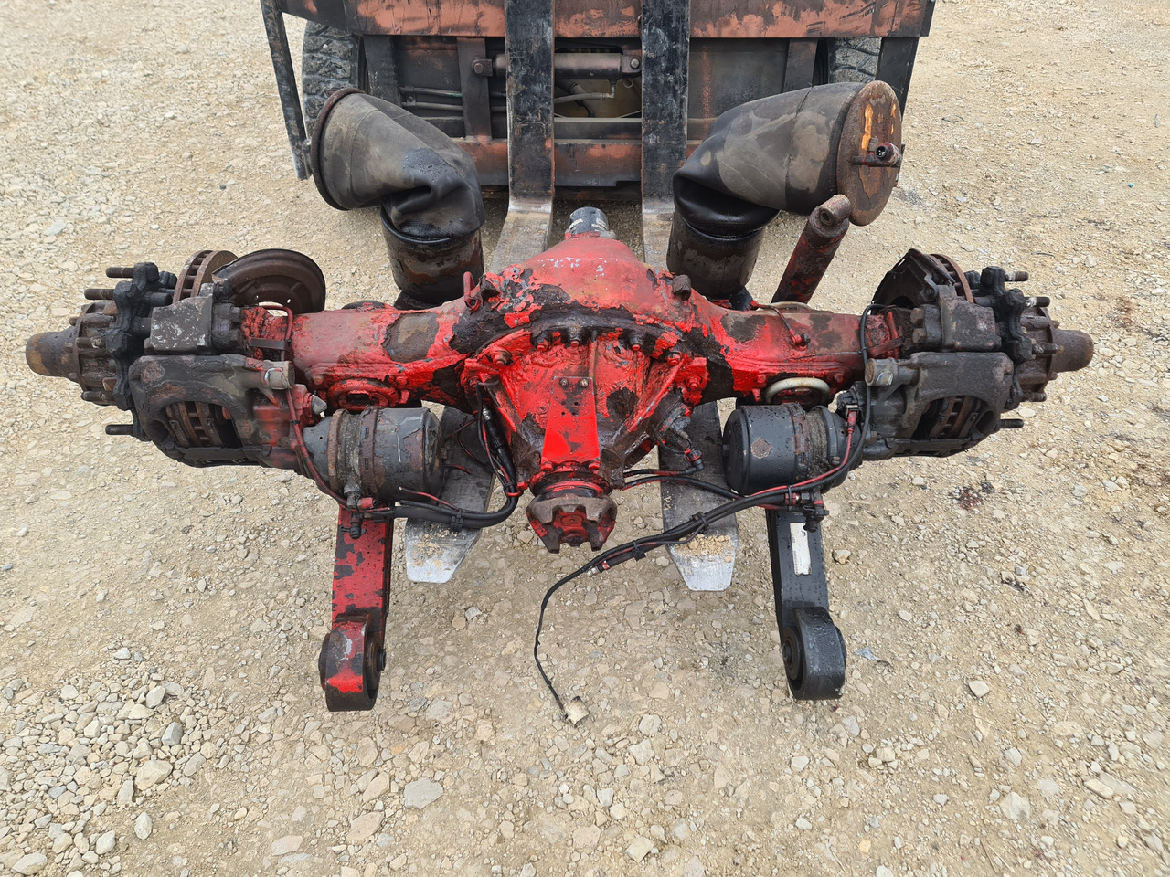 SCANIA REAR AXLE / R660 4.88 / COMPLETE - Différentiel: photos 1 SCANIA REAR AXLE / R660 4.88 / COMPLETE - Différentiel: photos 1