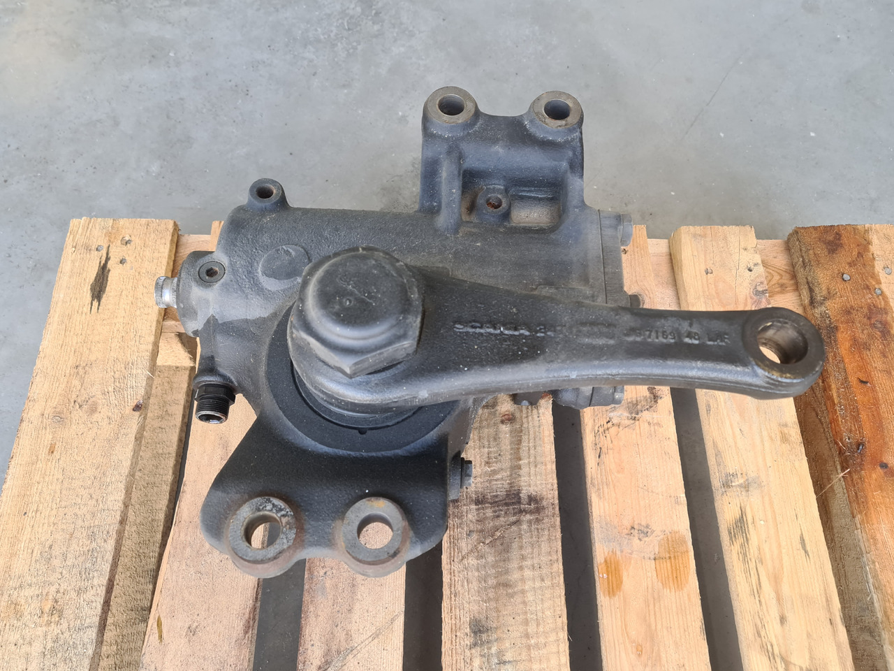 SCANIA STEERING COLUMN / NTG NTS NEW MODEL / WORLDWIDE DELIVERY - Boîtier de direction: photos 4 SCANIA STEERING COLUMN / NTG NTS NEW MODEL / WORLDWIDE DELIVERY - Boîtier de direction: photos 4