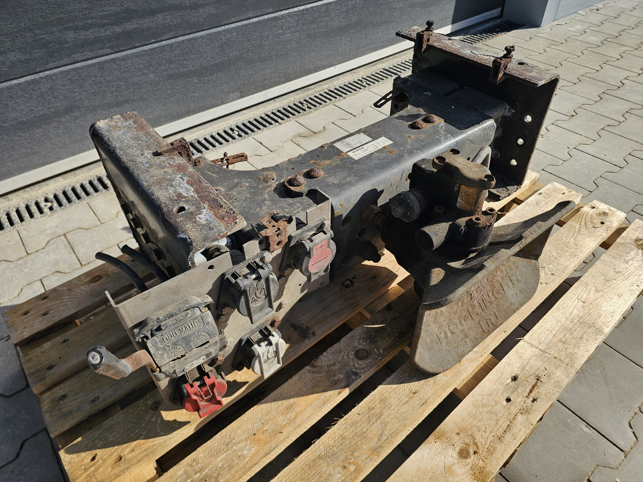 VOLVO FH FM / ROCKINGER TRAILER COUPLING / COMPLETE - Sellette d'attelage: photos 3 VOLVO FH FM / ROCKINGER TRAILER COUPLING / COMPLETE - Sellette d'attelage: photos 3