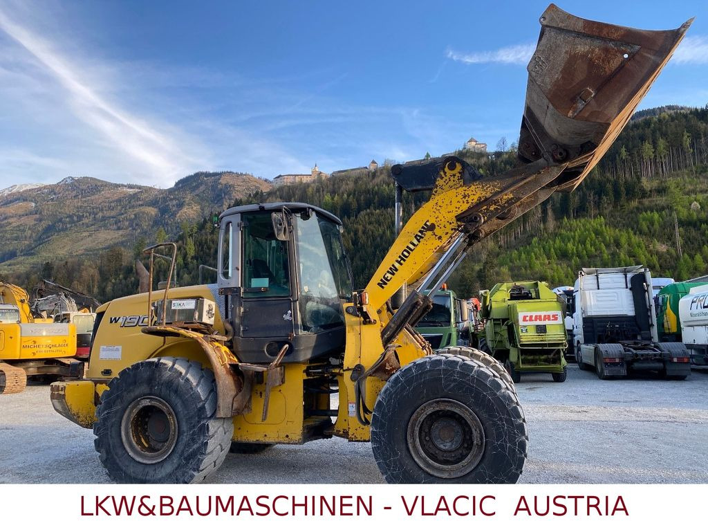 New Holland W190 B - Chargeuse sur pneus: photos 2 New Holland W190 B - Chargeuse sur pneus: photos 2
