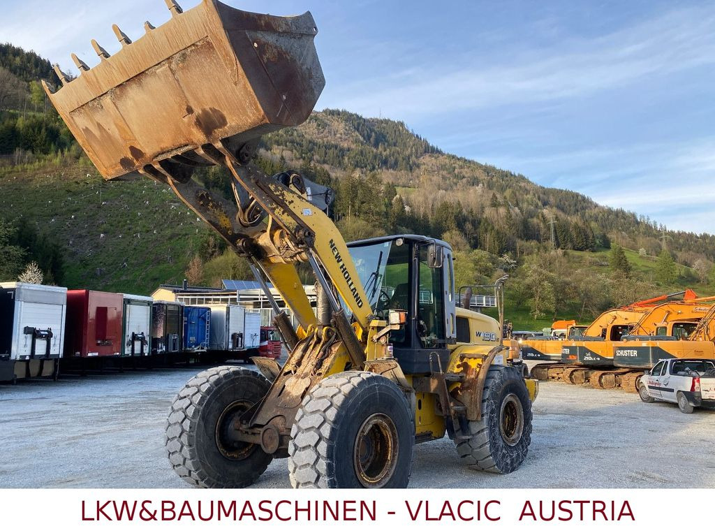New Holland W190 B - Chargeuse sur pneus: photos 1 New Holland W190 B - Chargeuse sur pneus: photos 1
