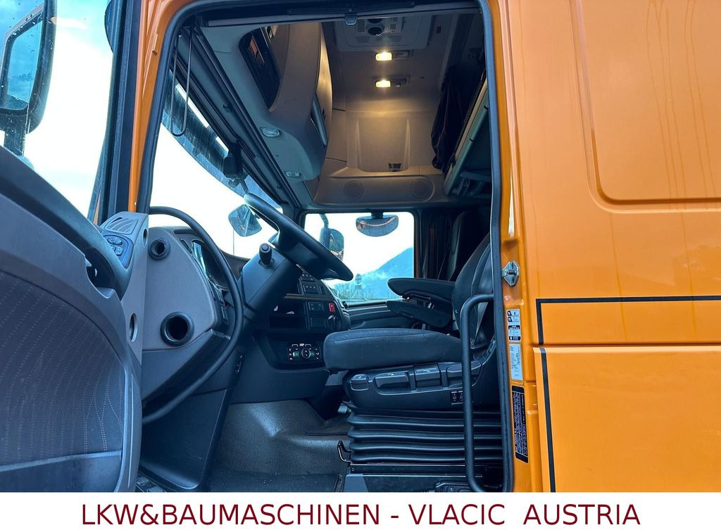 DAF XF 450 FT SSC - ADR AT-FL-EX DAF XF 450 FT SSC Mega SZM vorne Blatt feder - Tracteur routier: photos 3 DAF XF 450 FT SSC - ADR AT-FL-EX DAF XF 450 FT SSC Mega SZM vorne Blatt feder - Tracteur routier: photos 3