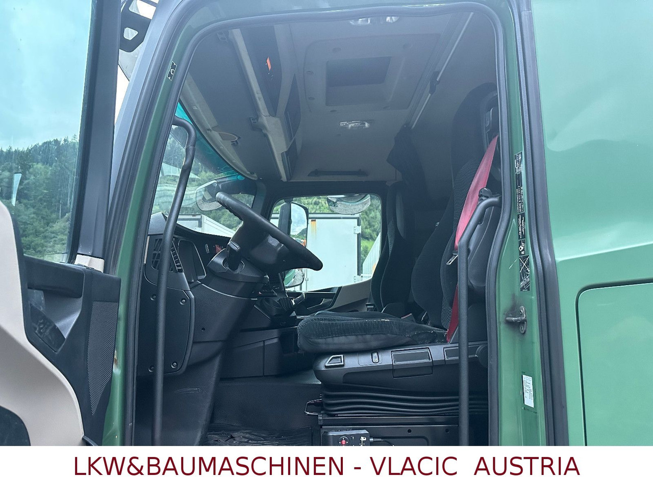 Mercedes-Benz Actros 1840 ADR - Tracteur routier: photos 3 Mercedes-Benz Actros 1840 ADR - Tracteur routier: photos 3