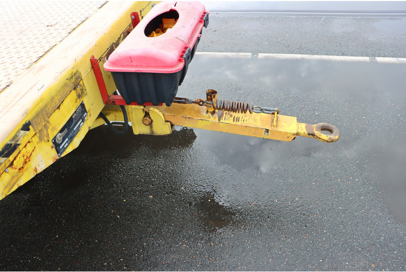 Miloco trailer 20ft container chassis - Engins de chantier: photos 2 Miloco trailer 20ft container chassis - Engins de chantier: photos 2