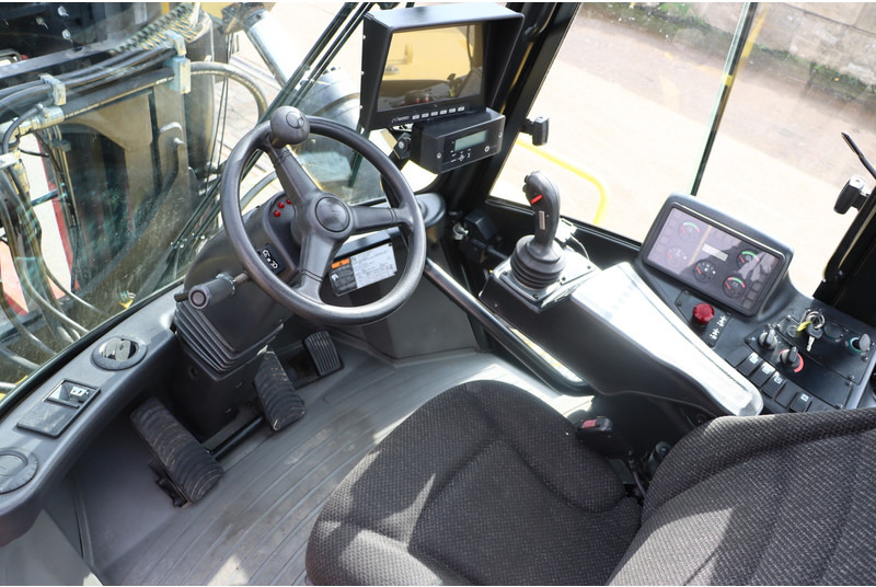 Hyster H44XMS-12 - Chariot élévateur diesel: photos 2 Hyster H44XMS-12 - Chariot élévateur diesel: photos 2