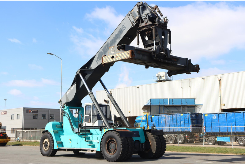 KONECRANES 4542TB5 - Reach stacker: photos 1 KONECRANES 4542TB5 - Reach stacker: photos 1