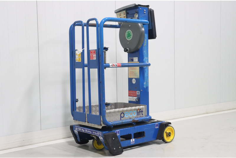 Power Towers Pecolift - Nacelle ciseaux: photos 3 Power Towers Pecolift - Nacelle ciseaux: photos 3