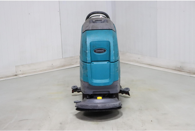 TENNANT T300 - Autolaveuse: photos 2 TENNANT T300 - Autolaveuse: photos 2