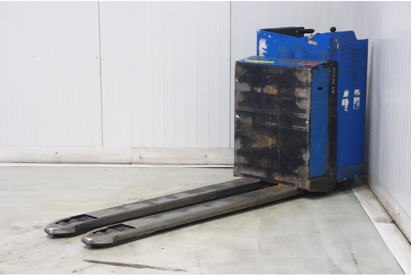 Toyota LSE200 - Préparateur de commandes: photos 4 Toyota LSE200 - Préparateur de commandes: photos 4