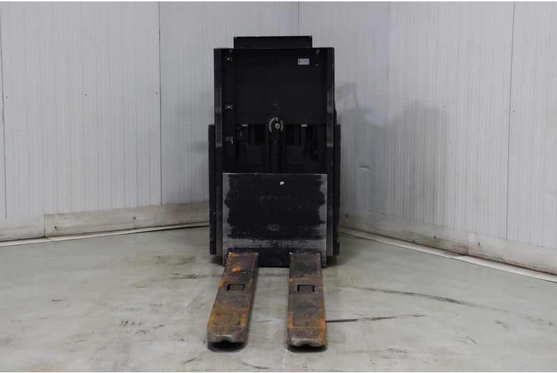 Toyota OSE120 - Préparateur de commandes: photos 3 Toyota OSE120 - Préparateur de commandes: photos 3