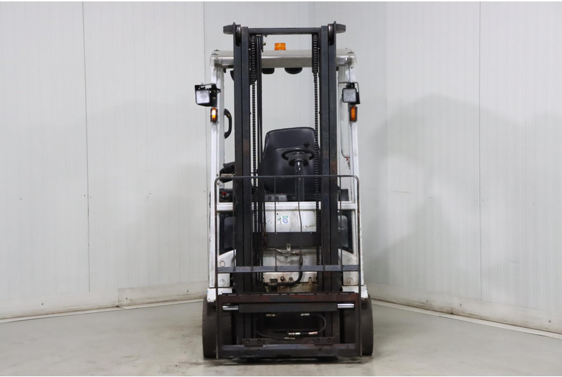 UniCarriers JAG2N1L20Q - Chariot élévateur électrique: photos 2 UniCarriers JAG2N1L20Q - Chariot élévateur électrique: photos 2
