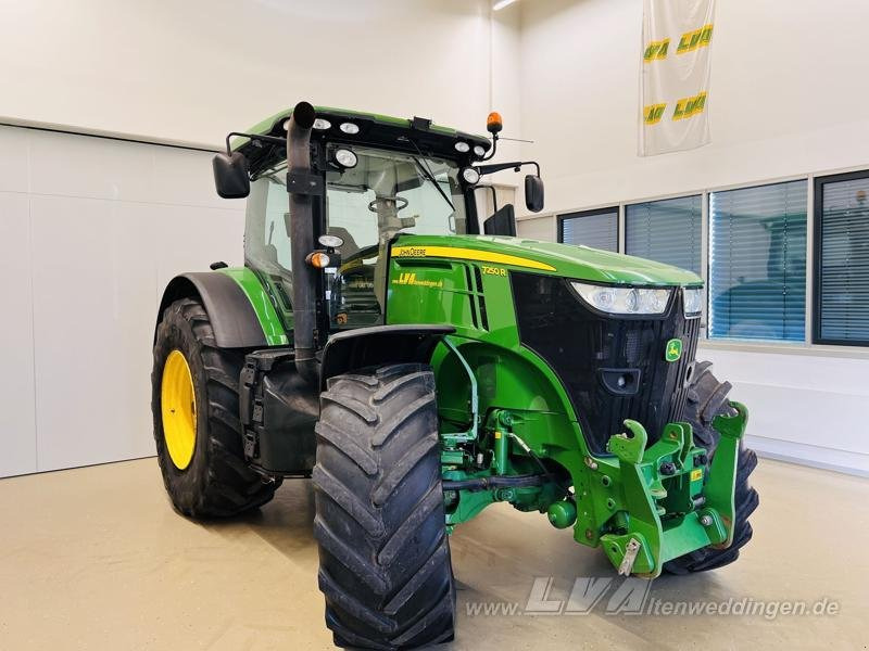John Deere 7250R MOTOR ÜBERHOLT - Tracteur agricole: photos 2 John Deere 7250R MOTOR ÜBERHOLT - Tracteur agricole: photos 2