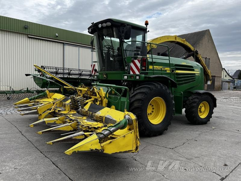 John Deere 7350 - Ensileuse: photos 1 John Deere 7350 - Ensileuse: photos 1