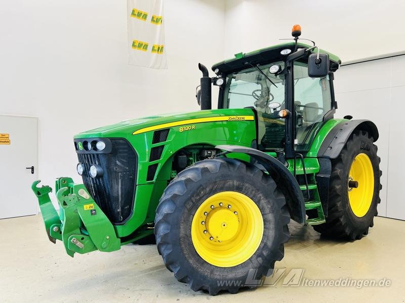 John Deere 8320R - Tracteur agricole: photos 1 John Deere 8320R - Tracteur agricole: photos 1