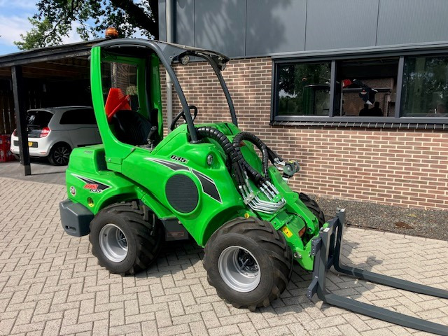 Valet de ferme neuf AVANT 635i TDL+: photos 7