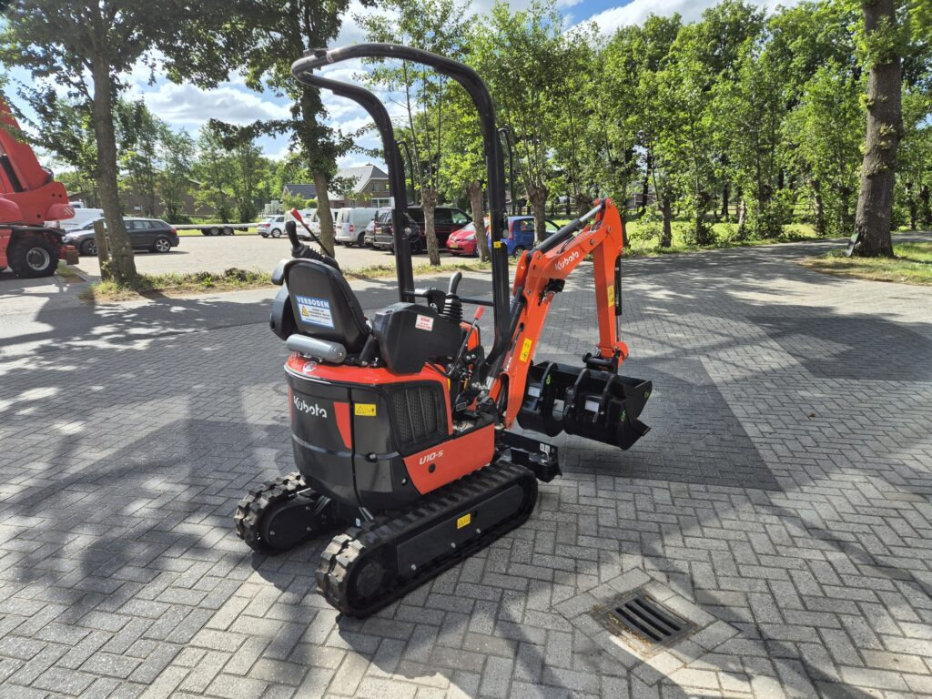 KUBOTA U10-5 - Mini pelle: photos 4 KUBOTA U10-5 - Mini pelle: photos 4