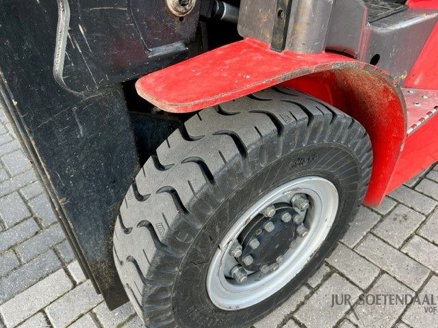 MANITOU MI25D - Chariot élévateur diesel: photos 4 MANITOU MI25D - Chariot élévateur diesel: photos 4