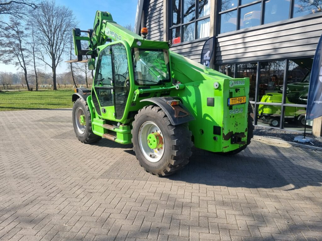 MERLO P55.9 CS telescopic - Chariot télescopique: photos 3 MERLO P55.9 CS telescopic - Chariot télescopique: photos 3