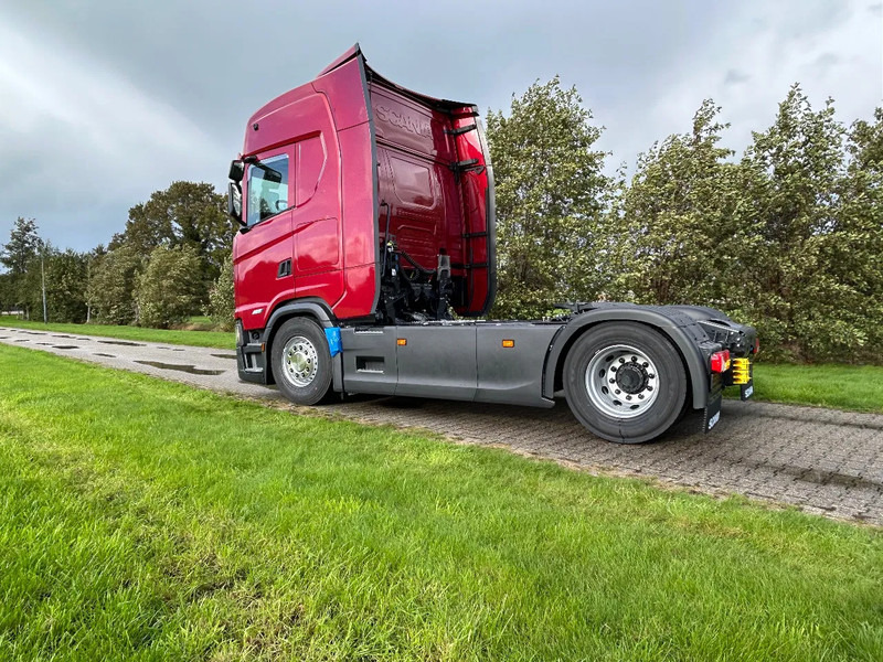 Scania S500 NGS | S-U-P-E-R | PARK-COOLER | RETARDER | FULL-AIR | NEW - Tracteur routier: photos 3 Scania S500 NGS | S-U-P-E-R | PARK-COOLER | RETARDER | FULL-AIR | NEW - Tracteur routier: photos 3