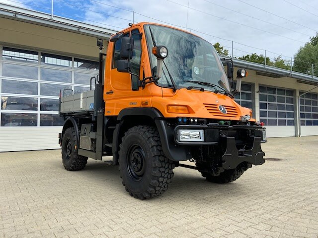 Unimog 300 - U300 405 28539 mit Wandlerkupplung Me - Véhicule de voirie/ Spécial: photos 1 Unimog 300 - U300 405 28539 mit Wandlerkupplung Me - Véhicule de voirie/ Spécial: photos 1