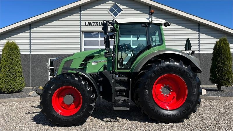Fendt 826 Vario Pæn godt udstyret traktor. - Tracteur agricole: photos 1 Fendt 826 Vario Pæn godt udstyret traktor. - Tracteur agricole: photos 1