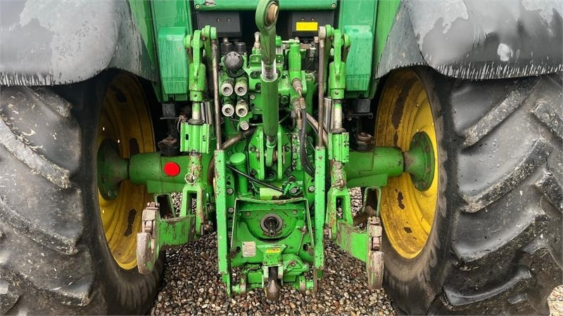 John Deere 6620 TLS PowerQuad - Tracteur agricole: photos 4 John Deere 6620 TLS PowerQuad - Tracteur agricole: photos 4