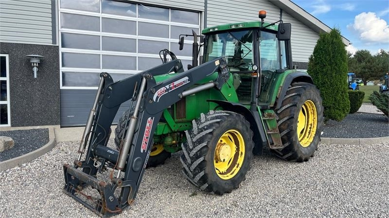 John Deere 6910 Auto Quad II-TLS Med frontlæsser - Tracteur agricole: photos 2 John Deere 6910 Auto Quad II-TLS Med frontlæsser - Tracteur agricole: photos 2