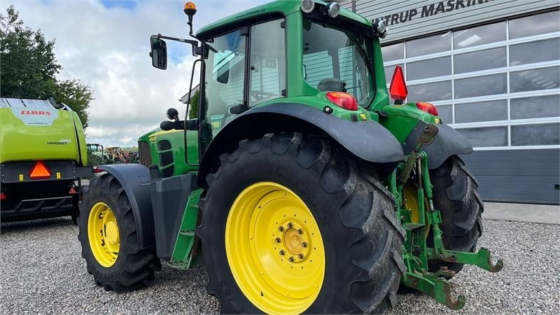 Tracteur agricole John Deere 6930 AutoPower med frontlift og front PTO: photos 6 Tracteur agricole John Deere 6930 AutoPower med frontlift og front PTO: photos 6