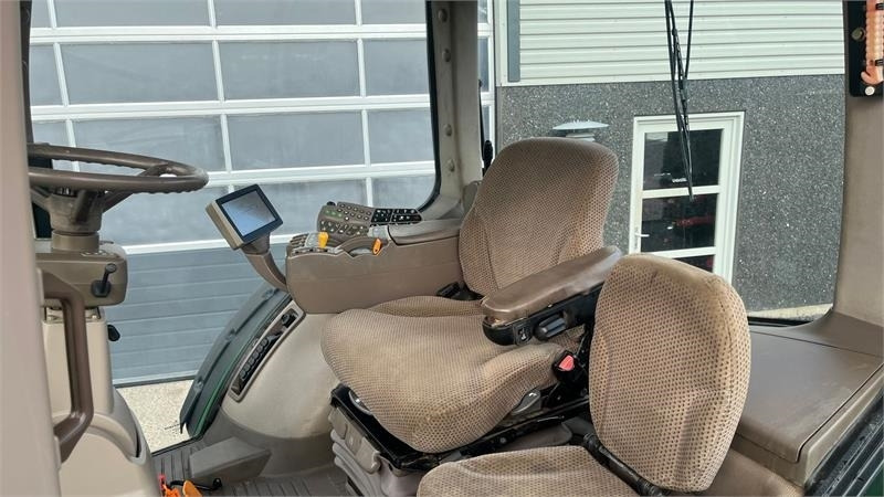 John Deere 8260R - Tracteur agricole: photos 5 John Deere 8260R - Tracteur agricole: photos 5
