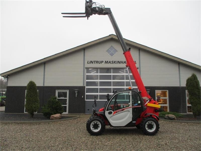 Manitou MT625H Comfort Dansk maskine, med hydrauliske pall - Chariot télescopique: photos 1 Manitou MT625H Comfort Dansk maskine, med hydrauliske pall - Chariot télescopique: photos 1