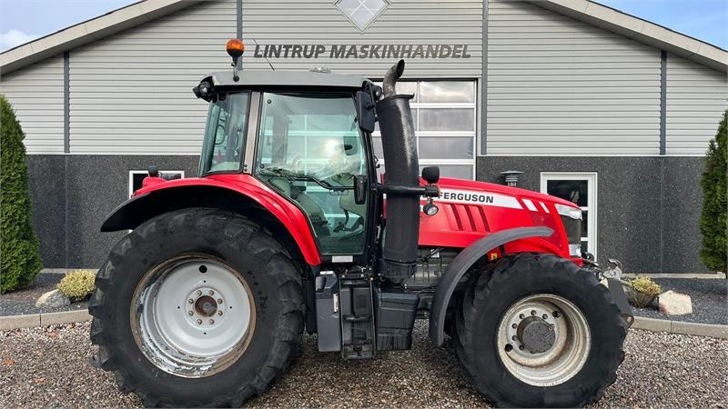Tracteur agricole Massey Ferguson 7718 Dyna VT Med frontlift og frontPTO: photos 8 Tracteur agricole Massey Ferguson 7718 Dyna VT Med frontlift og frontPTO: photos 8