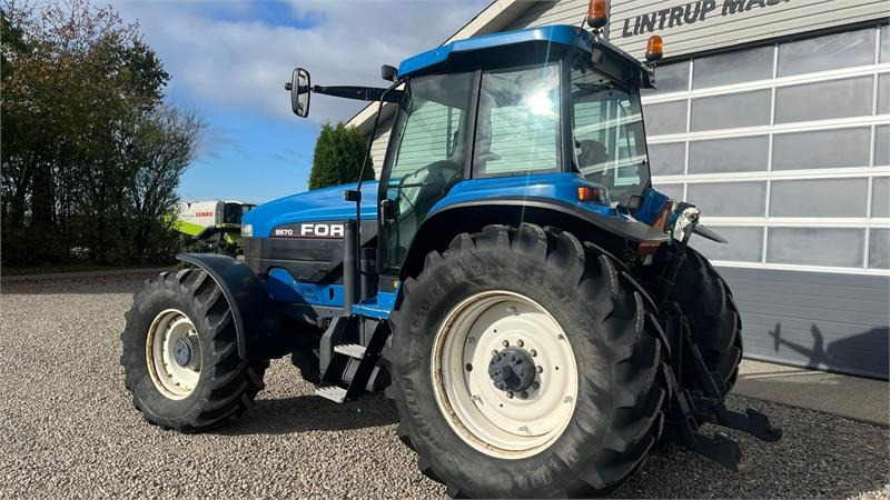 New Holland 8670 Supersteer Samme ejer siden 2012, evt. med tv - Tracteur agricole: photos 3 New Holland 8670 Supersteer Samme ejer siden 2012, evt. med tv - Tracteur agricole: photos 3