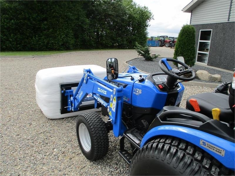 Solis 26 HST med fuldhydraulisk frontlæsser på  - Micro tracteur: photos 2 Solis 26 HST med fuldhydraulisk frontlæsser på  - Micro tracteur: photos 2