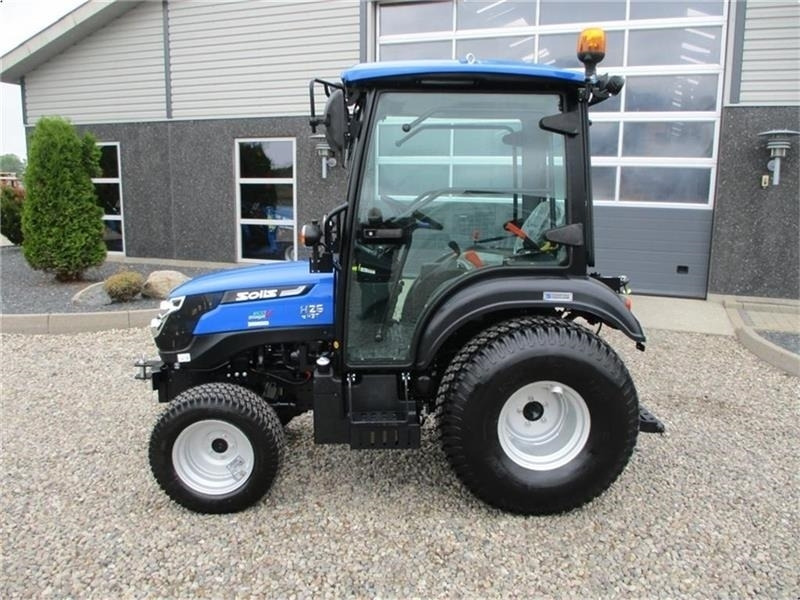 Solis 26 HST med kabine og turf hjul  - Tracteur agricole: photos 3 Solis 26 HST med kabine og turf hjul  - Tracteur agricole: photos 3
