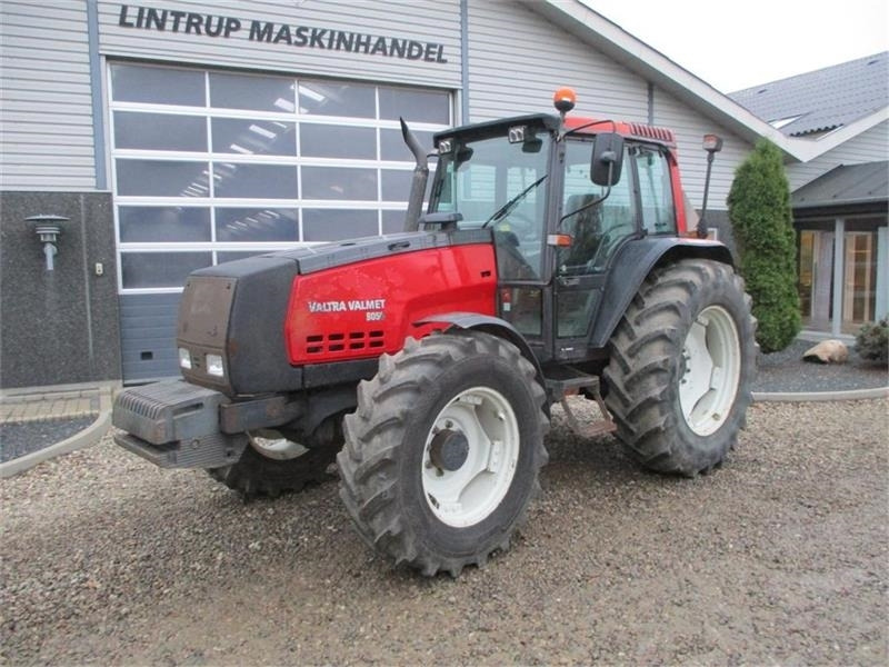 Valmet 8050 - Tracteur agricole: photos 2 Valmet 8050 - Tracteur agricole: photos 2