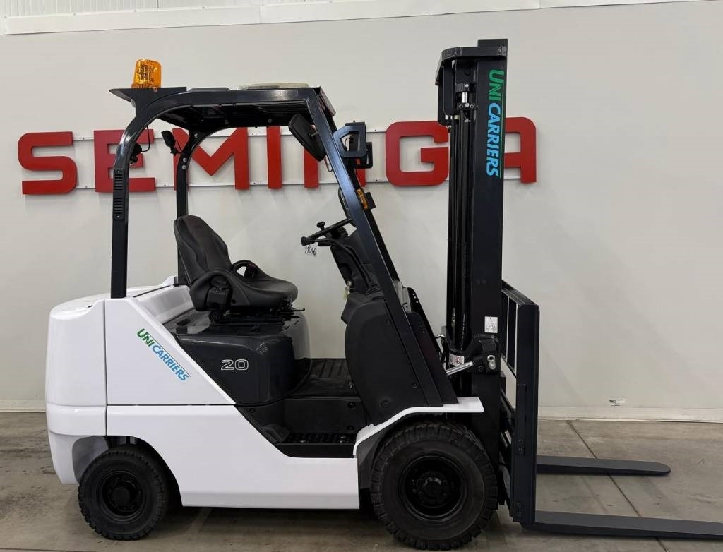 UniCarriers 11016 - FGE20T5S - Chariot élévateur: photos 3 UniCarriers 11016 - FGE20T5S - Chariot élévateur: photos 3