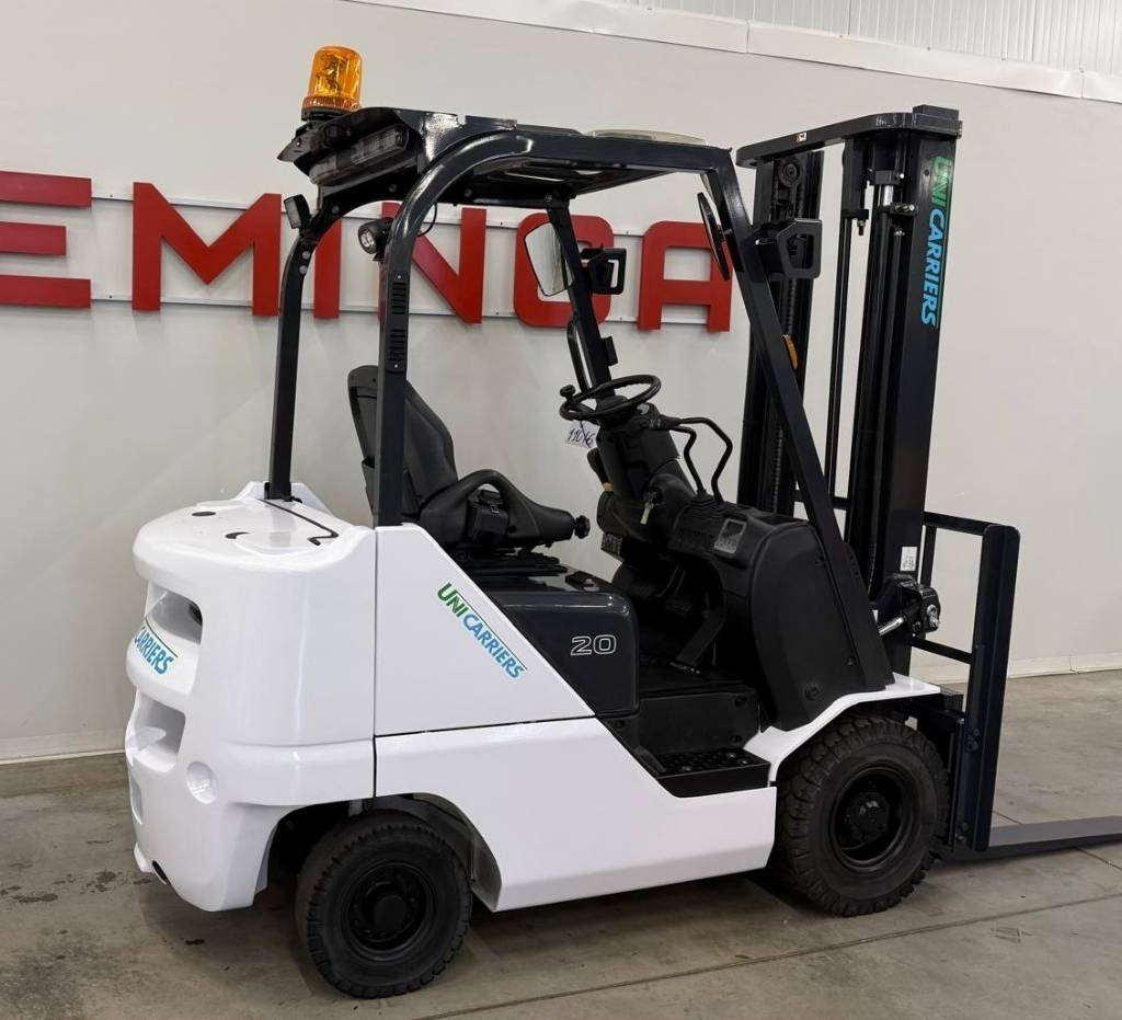 UniCarriers 11016 - FGE20T5S - Chariot élévateur: photos 2 UniCarriers 11016 - FGE20T5S - Chariot élévateur: photos 2