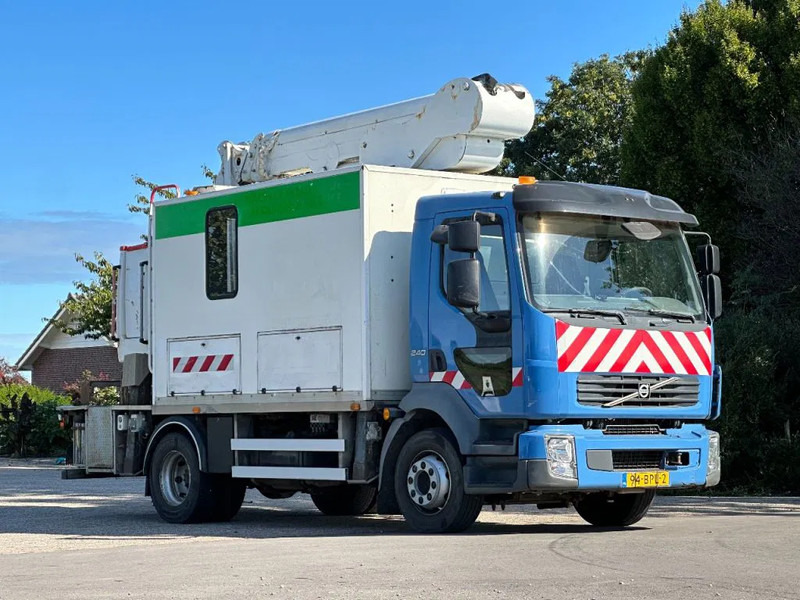 Volvo FL 240 ARBEITSBUHNE/SKYWORKER/17.5m - Camion: photos 1 Volvo FL 240 ARBEITSBUHNE/SKYWORKER/17.5m - Camion: photos 1