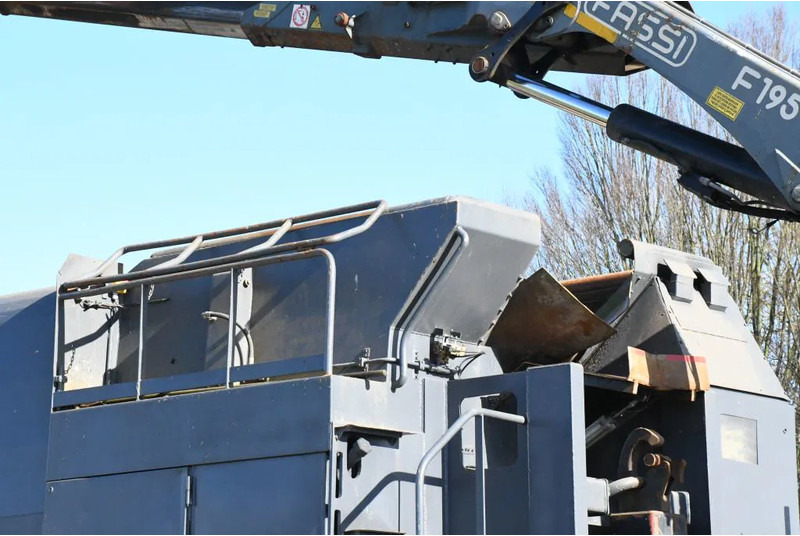 Crédit-bail de DAF CF75/310 FAN !!KRAAN/HAAK!!PERSCONTAINER!!HIGH PRESURRE CLEANING!!HOGEDRUK REINIGING!!HOCH DRUCK WASHEN SYSTEM!!REINIGING!GEJO B DAF CF75/310 FAN !!KRAAN/HAAK!!PERSCONTAINER!!HIGH PRESURRE CLEANING!!HOGEDRUK REINIGING!!HOCH DRUCK WASHEN SYSTEM!!REINIGING!GEJO B: photos 11