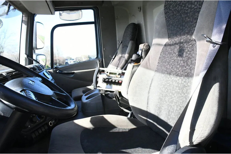 Crédit-bail de DAF CF75/310 FAN !!KRAAN/HAAK!!PERSCONTAINER!!HIGH PRESURRE CLEANING!!HOGEDRUK REINIGING!!HOCH DRUCK WASHEN SYSTEM!!REINIGING!GEJO B DAF CF75/310 FAN !!KRAAN/HAAK!!PERSCONTAINER!!HIGH PRESURRE CLEANING!!HOGEDRUK REINIGING!!HOCH DRUCK WASHEN SYSTEM!!REINIGING!GEJO B: photos 15