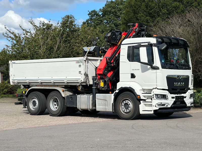 MAN TGS 26.430 2022!EURO6!! 6x2!! PALFINGER 23tm+JIB+LIER/WINCH!!DREISEITEN KIPPER/BORDMATIC!!9tkm - Camion benne, Camion grue: photos 4 MAN TGS 26.430 2022!EURO6!! 6x2!! PALFINGER 23tm+JIB+LIER/WINCH!!DREISEITEN KIPPER/BORDMATIC!!9tkm - Camion benne, Camion grue: photos 4