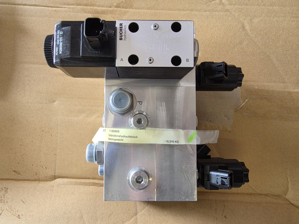 Case 47421446 - Valve hydraulique pour Engins de chantier: photos 5 Case 47421446 - Valve hydraulique pour Engins de chantier: photos 5