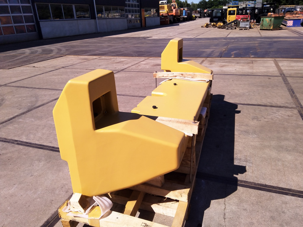 Caterpillar 3672334 - Contrepoids pour Engins de chantier: photos 2 Caterpillar 3672334 - Contrepoids pour Engins de chantier: photos 2