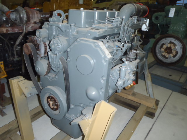 Cummins 300 - - Moteur pour Engins de chantier: photos 3 Cummins 300 - - Moteur pour Engins de chantier: photos 3