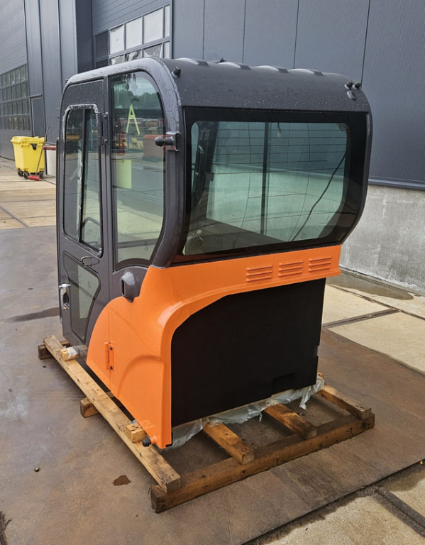 Doosan 220101-00889K - Cabine pour Engins de chantier: photos 3 Doosan 220101-00889K - Cabine pour Engins de chantier: photos 3
