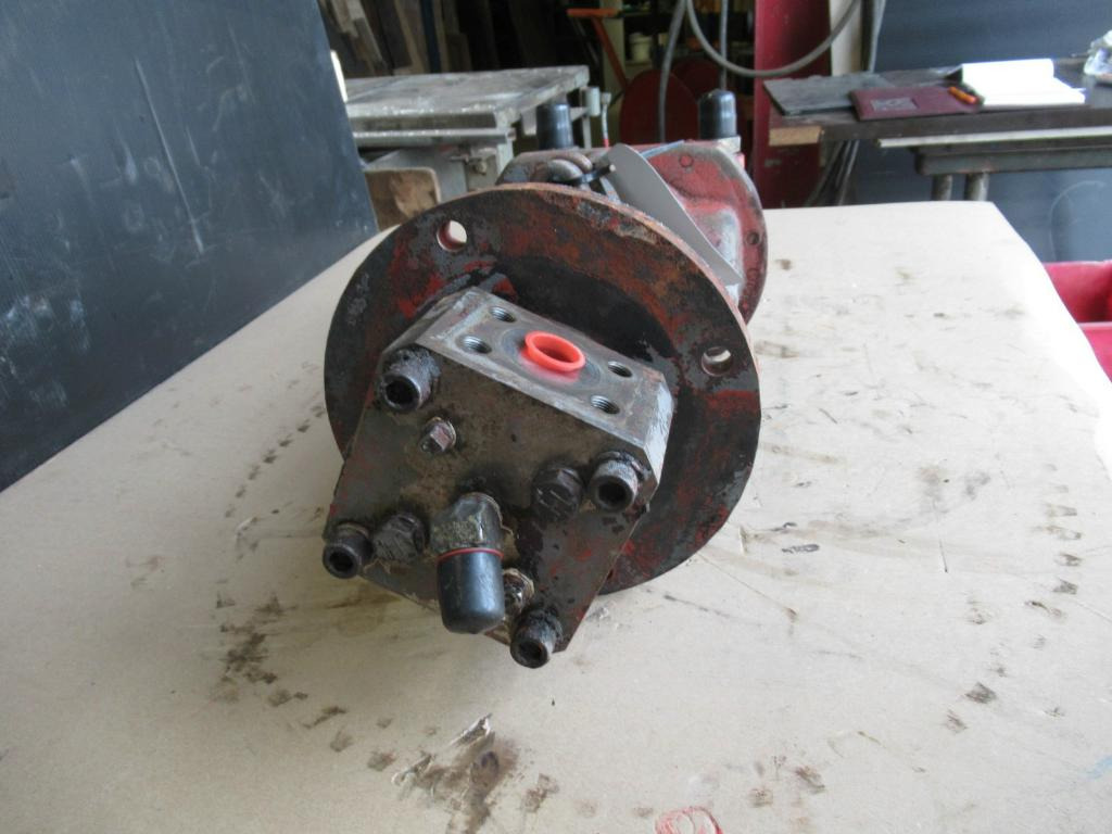 Hitachi KH125-2 - - Hydraulique pour Engins de chantier: photos 5 Hitachi KH125-2 - - Hydraulique pour Engins de chantier: photos 5