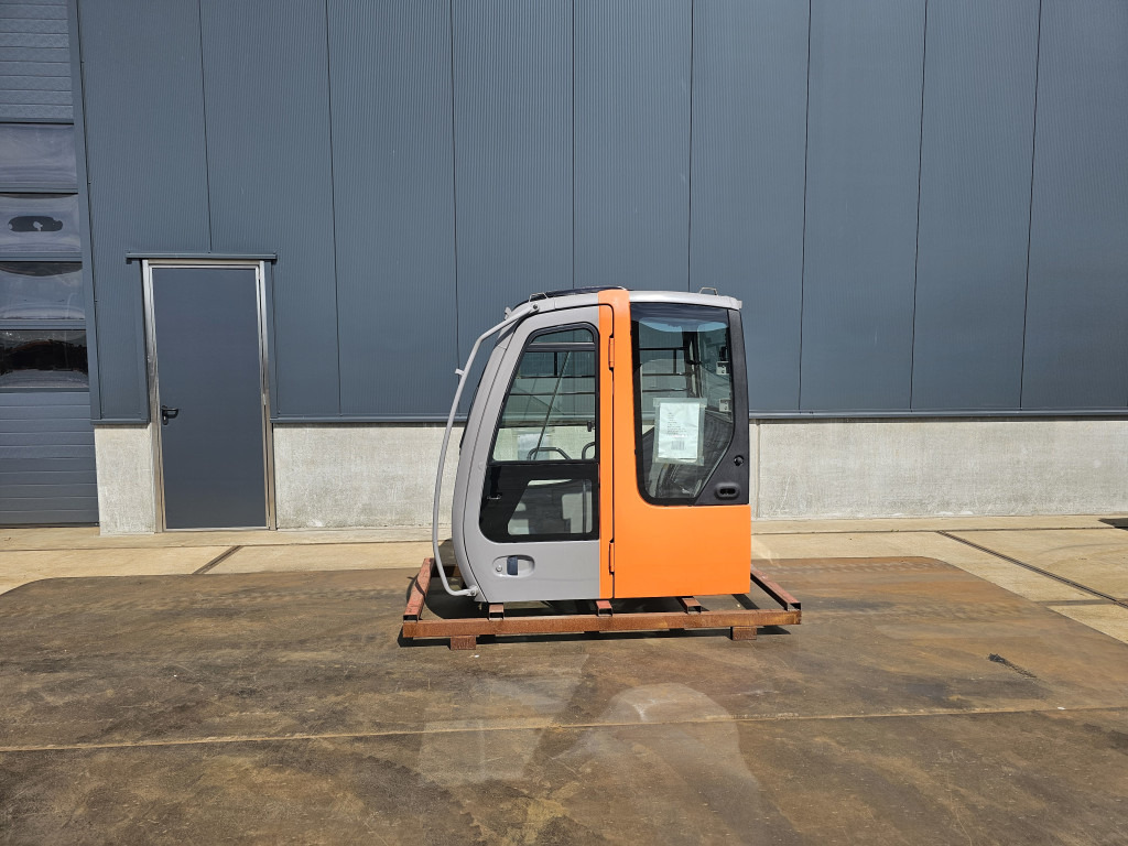 Hitachi ZX-1 Short Swing - 4478427 - Cabine pour Engins de chantier: photos 1 Hitachi ZX-1 Short Swing - 4478427 - Cabine pour Engins de chantier: photos 1